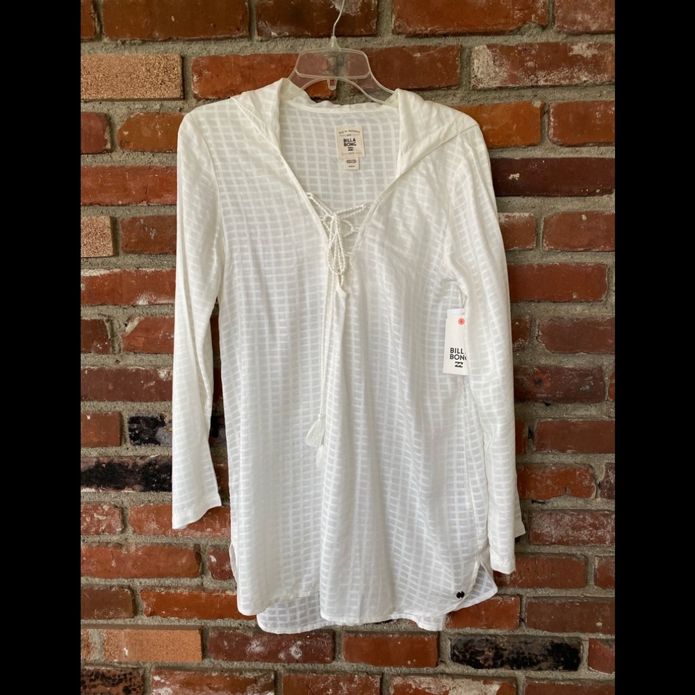 Billabong Beach/Swim Coverup-new with tags, size M